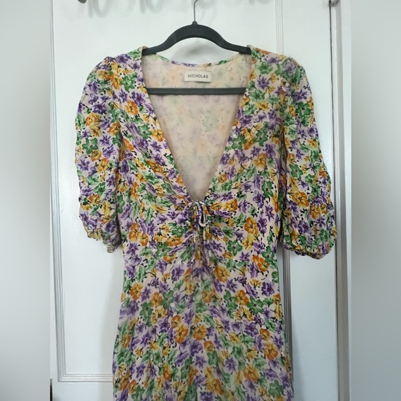 NICHOLAS | DANIELLE DRESS IN WHISTLEDOWN | FLORAL PLUNGING V-NECK | SIZE US 4 - Picture 8 of 12
